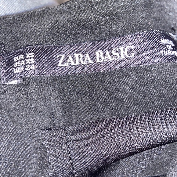 Black skort/envelope skirt🖤 - Picture 3 of 3